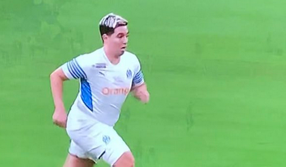 Nasri irriconoscibile: sovrappeso al Match des Heros ad un mese dal ritiro Nasri irriconoscibile: sovrappeso al Match des Heros ad un mese dal ritiro