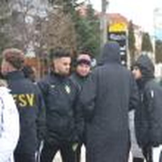 Romania, il Mister cerca di salire sul pullman: la security del club lo blocca, la solidarietà della squadra- immagine 2