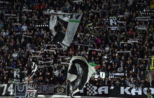  Photo by Giuseppe Bellini/Getty Images 