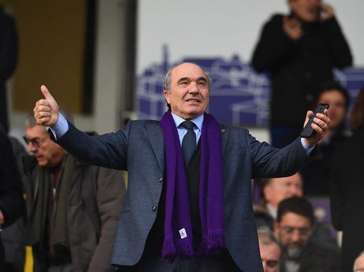 FLORENCE, ITALY - JANUARY 15: President ACF Fiorentina Rocco Commisso reacts during Serie A match between ACF Fiorentina and Atalanta at Stadio Artemio Franchi on January 15, 2020 in Florence, Italy. (Photo by Claudio Villa/Getty Images) FLORENCE, ITALY - JANUARY 15: President ACF Fiorentina Rocco Commisso reacts during Serie A match between ACF Fiorentina and Atalanta at Stadio Artemio Franchi on January 15, 2020 in Florence, Italy. (Photo by Claudio Villa/Getty Images)