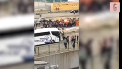 VIDEO Lecce, sogno promozione in Serie A: i tifosi caricano la squadra prima del match