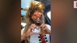 VIDEO / Evra diventa “Tvra Turner”: l’esibizione è tutta da ridere