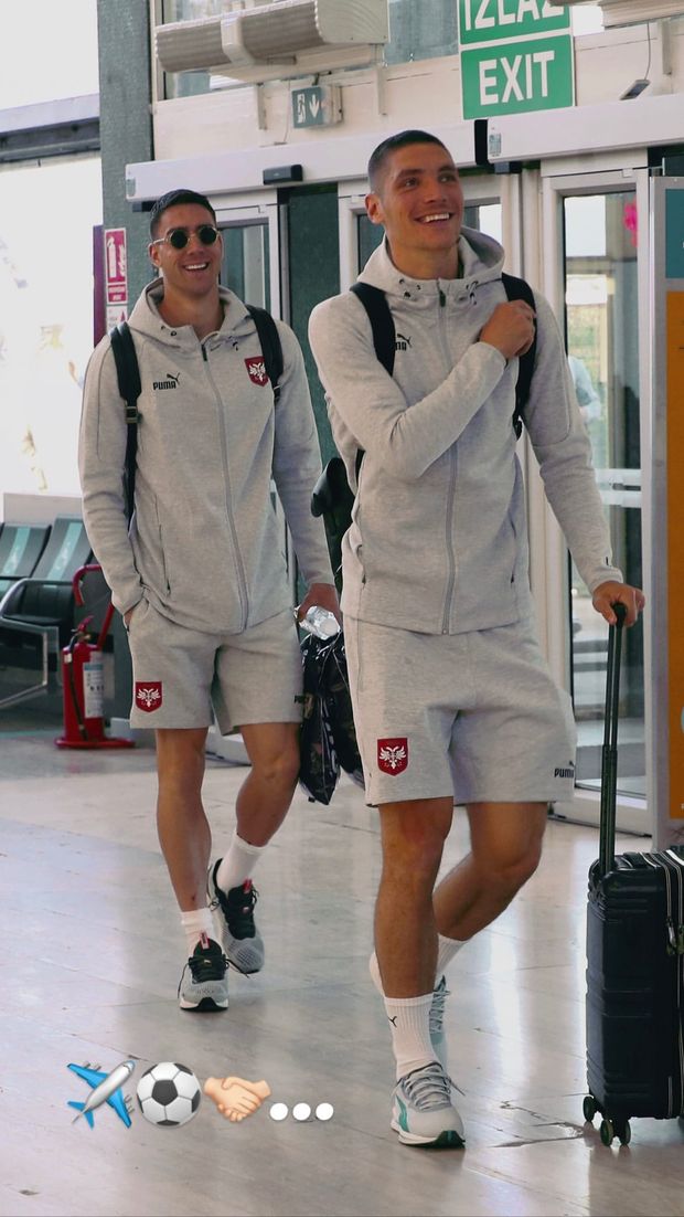 FOTO – Vlahovic in nazionale ritrova il “fratello maggiore” Milenkovic- immagine 2