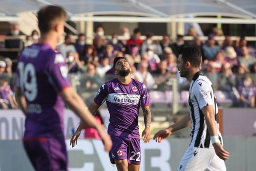 GERMOGLI PH: 27 APRILE MARZO 2022 FIRENZE STADIO ARTEMIO FRANCHI CAMPIONATO SERIE A TIM FIORENTINA VS UDINESE gonzalez Bucciantini: “Fiorentina, 6 punti per l’Europa. Il calo di Gonzalez ha inciso”- immagine 2