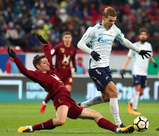 KAZAN, RUSSIA - NOVEMBER 05: Ruslan Kambolov (l) of FC Rubin Kazan vies for the ball with Aleksandr Kokorin FC Zenit Saint Petersburg during the Russian Premier League match between FC Rubin Kazan and FC Zenit Saint Petersburg at Kazan Arena stadium on November 5, 2017 in Kazan, Russia. (Photo by Epsilon/Getty Images) KAZAN, RUSSIA - NOVEMBER 05: Ruslan Kambolov (l) of FC Rubin Kazan vies for the ball with Aleksandr Kokorin FC Zenit Saint Petersburg during the Russian Premier League match between FC Rubin Kazan and FC Zenit Saint Petersburg at Kazan Arena stadium on November 5, 2017 in Kazan, Russia. (Photo by Epsilon/Getty Images)