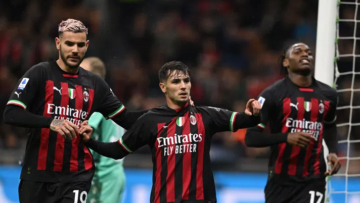 Brahim Diaz, Rafael Leao e Theo Hernandez, calciatori del Milan (getty images)
