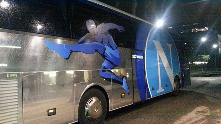 Supercoppa, l’arrivo del Napoli al Mapei Stadium! | VIDEO 