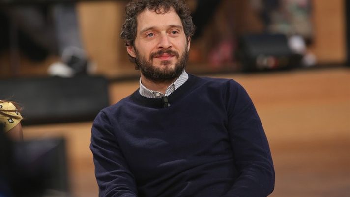 La Roma regala la maglia giallorossa alla figlia appena nata di Santamaria La Roma regala la maglia giallorossa alla figlia appena nata di Santamaria - immagine 1