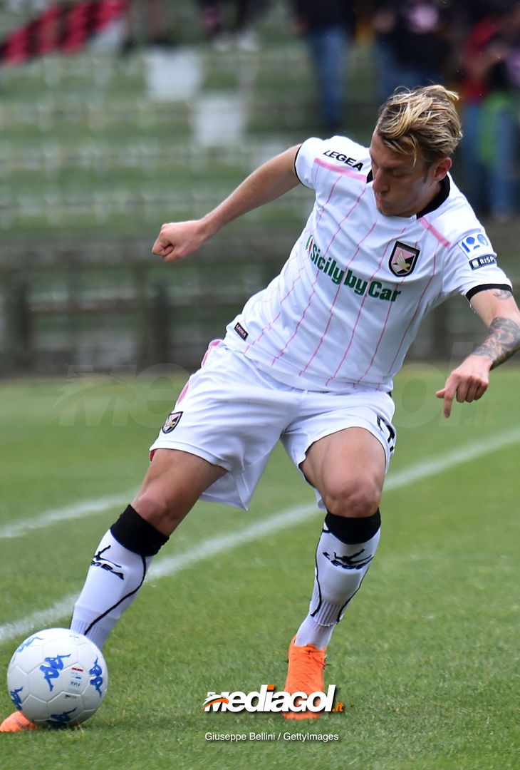  TERNI, ITALY - MAY 05:  Antonino La Gumina of US Città di Palermo in action during the serie B match between Ternana Calcio and US Citta di Palermo at Stadio Libero Liberati on May 5, 2018 in Terni, Italy.  (Photo by Giuseppe Bellini/Getty Images) 