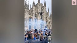 VIDEO Inter-Milan, la carica dei tifosi nerazzurri al Duomo poco prima dell’euroderby