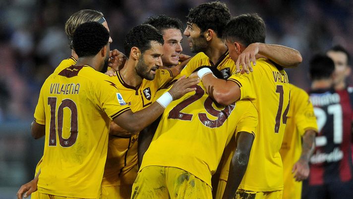 BOLOGNA, ITALY - SEPTEMBER 01: Boulaye Dia of US Salernitana celebrates after scoring a goal during the Serie A match between Bologna FC and US Salernitana at Stadio Renato Dall'Ara on September 01, 2022 in Bologna, . (Photo by Mario Carlini / Iguana Press/Getty Images) Salernitana