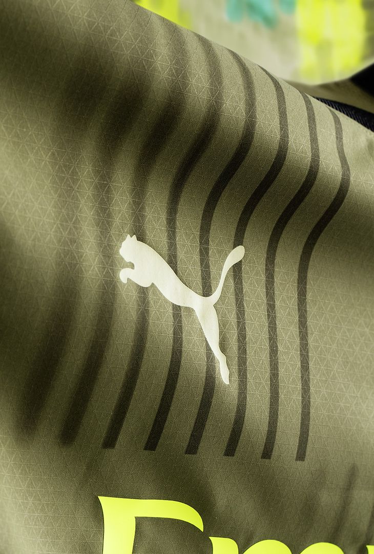 PUMA e AC Milan lanciano la nuova terza maglia 2022-2023 | FOTO - immagine 6