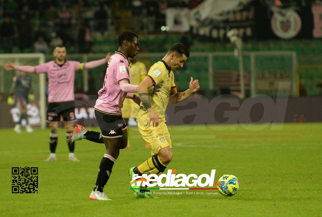 FOTO Palermo-Cagliari 2-1, 18ª giornata Serie B 2022-2023 (Gallery) - immagine 35