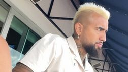 Vidal fa il tifo per il suo cavallo ma sul traguardo… (VIDEO)