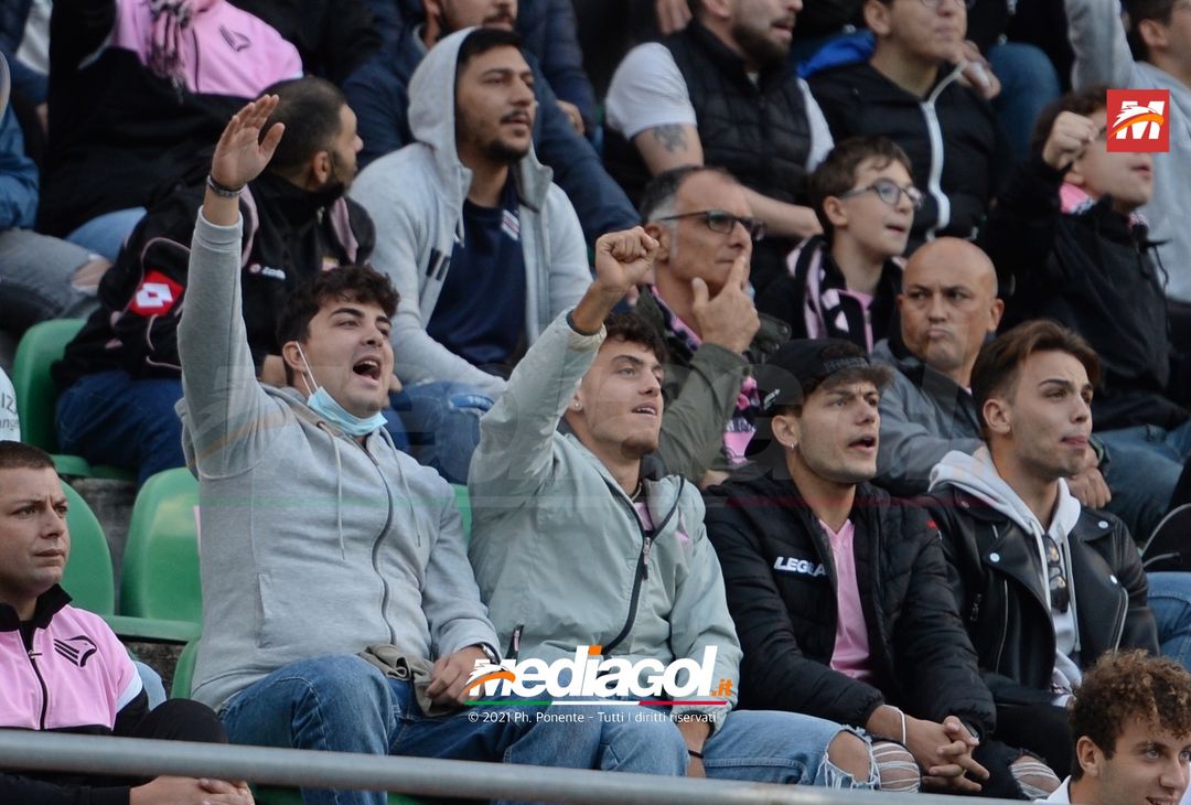 FOTO, i tifosi allo stadio per Palermo – Foggia 3-0 (Gallery) - immagine 28