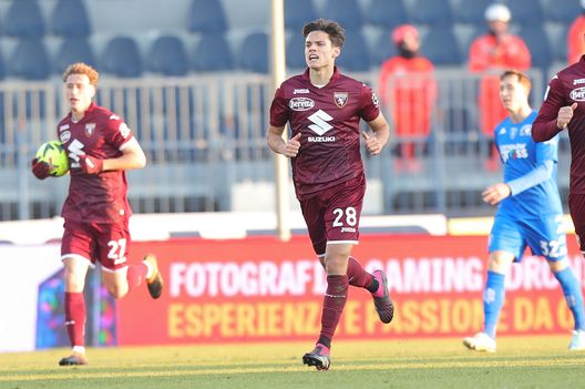 EMPOLI, ITALY - JANUARY 28: Samuele Ricci of Torino FC celebrates after scoring a goal during the Serie A match between Empoli FC and Torino FC at Stadio Carlo Castellani on January 28, 2023 in Empoli, Italy. (Photo by Gabriele Maltinti/Getty Images)