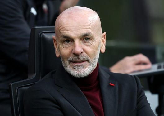 Stefano Pioli (allenatore AC Milan) qui durante Milan-Salernitana 2-0 (Serie A 2021-2022) | News (Getty Images) Stefano Pioli AC Milan