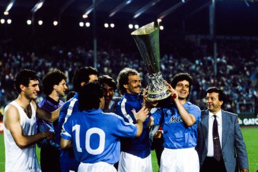 Foto SSCN coppa uefa napoli