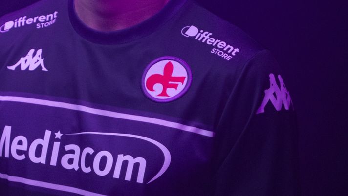 FOTO – Scatta la ‘ESerie A’: le maglie speciali della Fiorentina - immagine 1