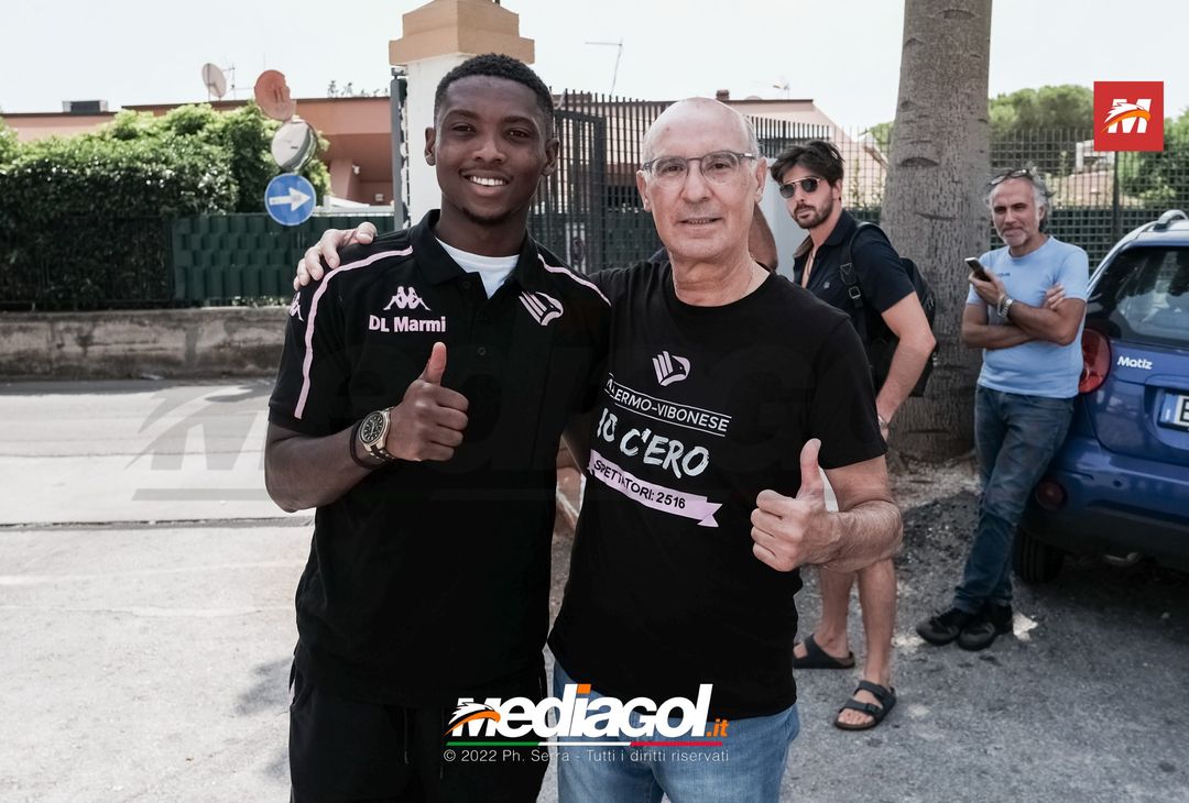 FOTO Bari-Palermo, rosanero in partenza da “Casena dei Colli” (Gallery) - immagine 8