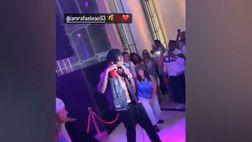 VIDEO/ Rafael Leao, festa con esibizione rap in vacanza
