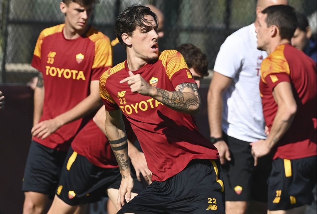 Trigoria, la Roma torna in campo in vista della sfida col Verona – FOTO GALLERY - immagine 24
