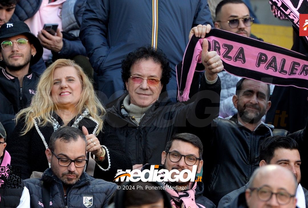 FOTOTIFO Palermo-Como 3-0, gli scatti ai tifosi al “Renzo Barbera” (GALLERY) - immagine 49