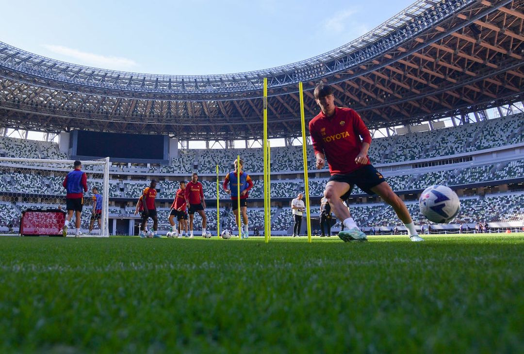 Roma, l’allenamento allo Stadio Nazionale del Giappone – FOTO GALLERY - immagine 7