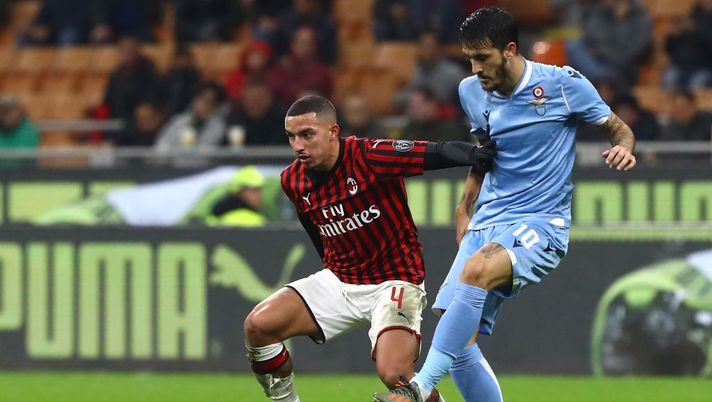 MILAN, ITALY - NOVEMBER 03: Luis Alberto (R) of SS Lazio competes for the ball with Ismael Bennacer (L) of AC Milan during the Serie A match between AC Milan and SS Lazio at Stadio Giuseppe Meazza on November 3, 2019 in Milan, Italy. (Photo by Marco Luzzani/Getty Images) MILAN, ITALY - NOVEMBER 03: Luis Alberto (R) of SS Lazio competes for the ball with Ismael Bennacer (L) of AC Milan during the Serie A match between AC Milan and SS Lazio at Stadio Giuseppe Meazza on November 3, 2019 in Milan, Italy. (Photo by Marco Luzzani/Getty Images)