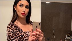 Federica Nargi, che forma in gravidanza. La Santarelli commenta: “Io sono così dopo…”