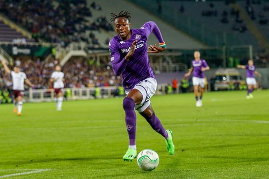 GERMOGLI PH: 13 OTTOBRE 2022 FIRENZE STADIO ARTEMIO FRANCHI CONFERENCE LEAGUE FIORENTINA VS HEARTS NELLA FOTO KOUAME' Jovic e Kouamé corrono veloci: Italiano ha fatto le sue scelte- immagine 2