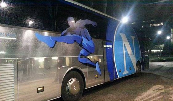 Supercoppa, l’arrivo del Napoli al Mapei Stadium! | VIDEO 