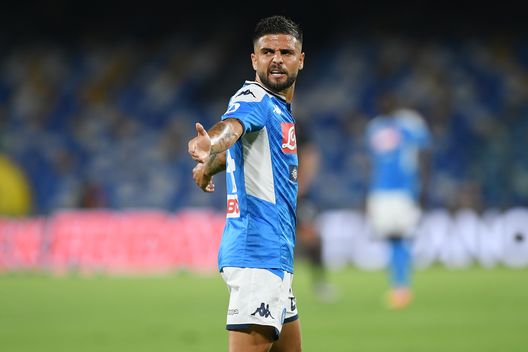 Insigne con la maglia del Napoli Insigne con la maglia del Napoli