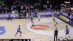 Eurolega, Efes Istanbul-Olimpia Milano 77-83: