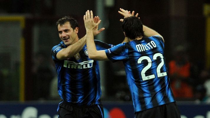 VIDEO / Da Stankovic a Milito e Adriano: Inter, i gol più belli segnati nei quarti di CL - immagine 1