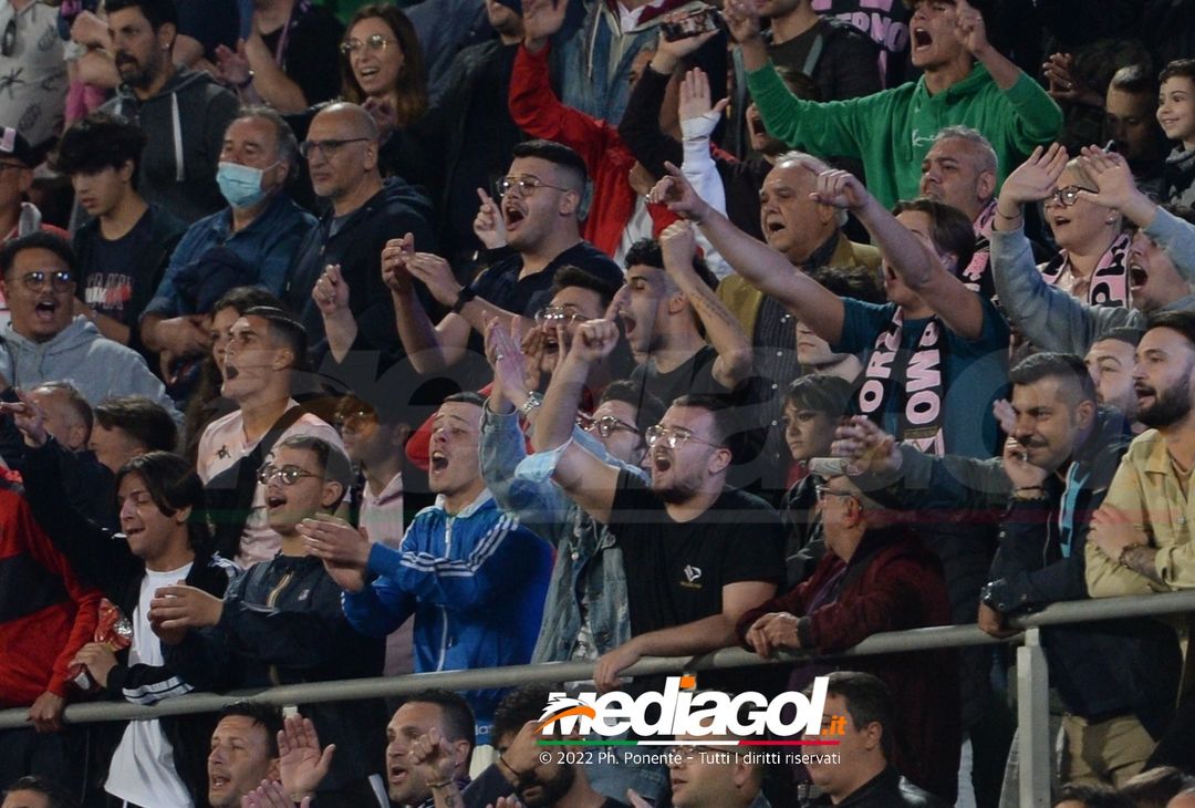 Fotogallery, i tifosi allo stadio per Palermo-Triestina 1-1 - immagine 10