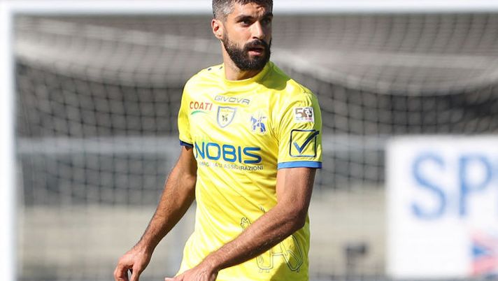 during the Serie A match between Chievo Verona and Torino FC at Stadio Marc'Antonio Bentegodi on September 30, 2018 in Verona, Italy. UFFICIALE – Colpo in difesa per il Lecce, ecco Rossettini - immagine 1