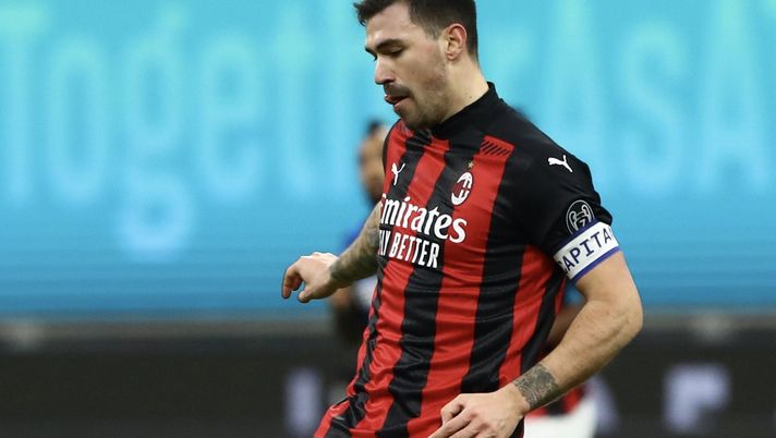 Alessio Romagnoli (difensore AC Milan), qui durante Inter-Milan 2-1 (Coppa Italia 2020-2021) | News (Getty Images) 