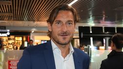 Totti celebra il David di Donatello: “Orgoglioso ed emozionato”