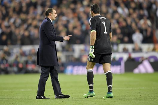 MADRID, SPAIN - APRIL 11: Massimiliano Allegri and Gianluigi Buffon of Juventus in action during the Champions League match between Real Madrid and Juventus at Estadio Santiago Bernabeu on April 11, 2018 in Madrid, Spain. (Photo by Daniele Badolato - Juventus FC/Juventus FC via Getty Images) MADRID, SPAIN - APRIL 11: Massimiliano Allegri and Gianluigi Buffon of Juventus in action during the Champions League match between Real Madrid and Juventus at Estadio Santiago Bernabeu on April 11, 2018 in Madrid, Spain. (Photo by Daniele Badolato - Juventus FC/Juventus FC via Getty Images)
