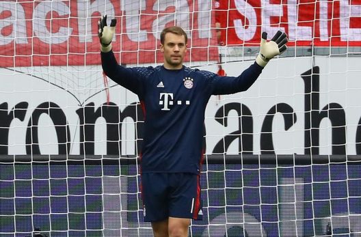 Manuel Neuer (Bayern Monaco) Manuel Neuer (Bayern Monaco)
