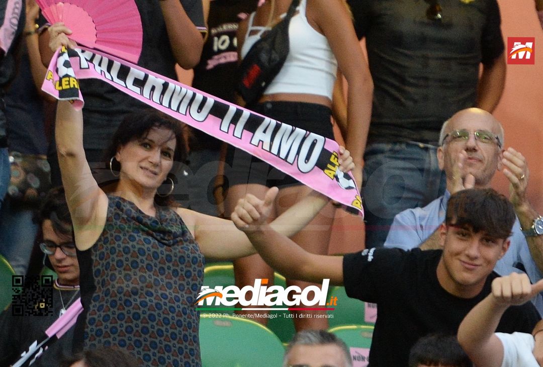 FOTOTIFO, Palermo-Perugia 2-0: i tifosi allo stadio Renzo Barbera (Gallery) - immagine 59