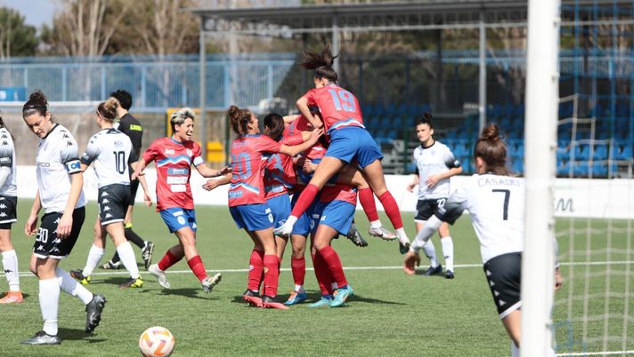 napoli femminile
