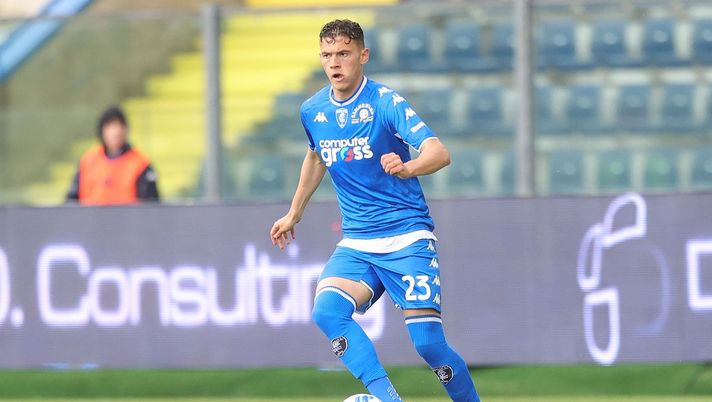 Kristjan Asllani, centrocampista dell'Empoli