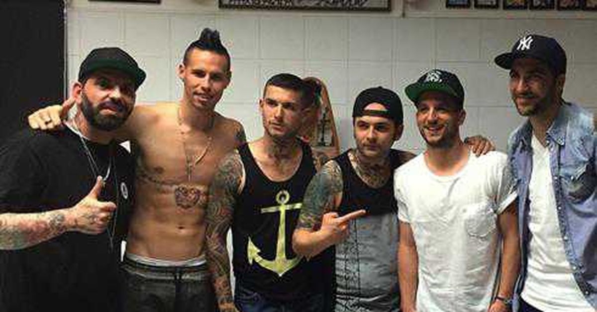 Brandi Hamsik Ha Lasciato Uno Spazio Grande Per Lo Scudetto Insigne Tatuaggio Per La Famiglia Calcio Napoli 1926