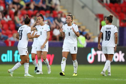 (Getty Images) Euro 2022, esordio dell’Italia amaro: manita Francia alle azzurre- immagine 2