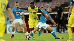 Il Napoli lavora in entrata (specialmente tra i pali e sugli esterni), ma il direttore sporti