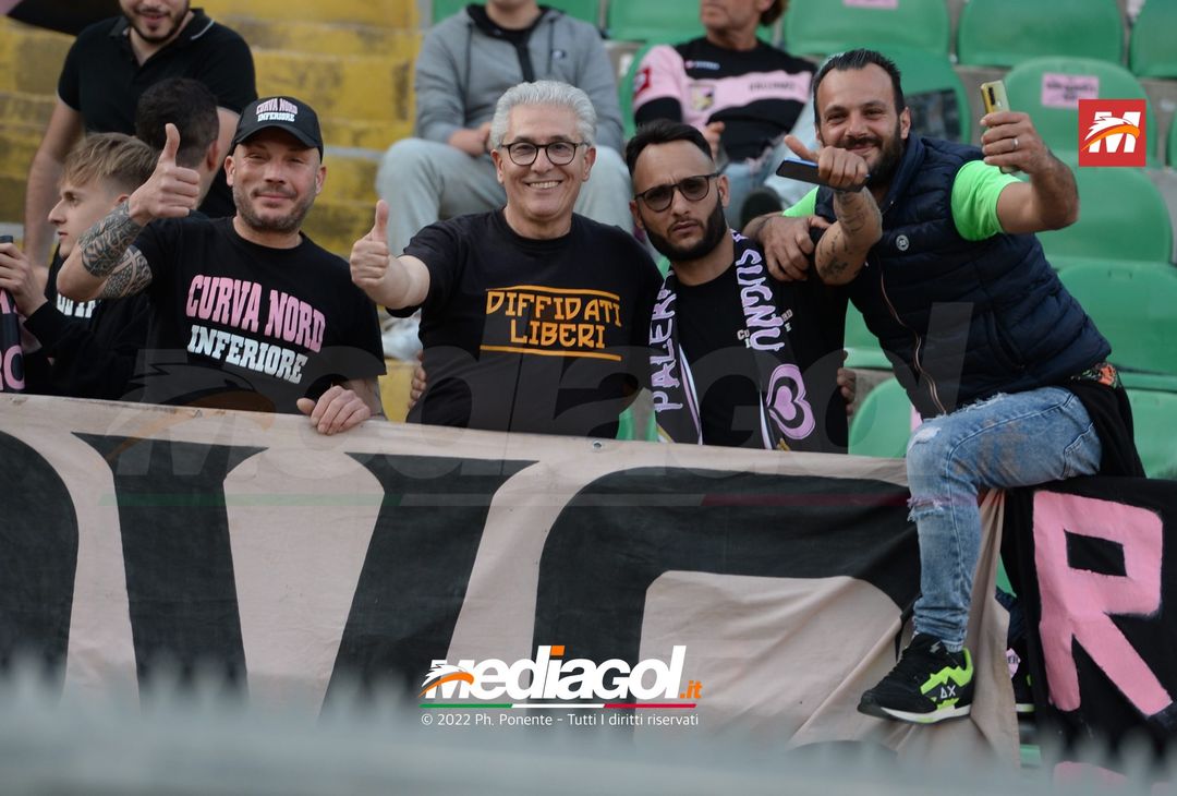 Fotogallery, i tifosi allo stadio per Palermo-Triestina 1-1 - immagine 91