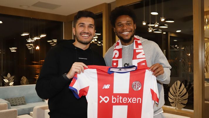 Da bicampione di Libertadores col Palmeiras alla salvezza con l’Antalyaspor: la traversata di Luiz Adriano Da bicampione di Libertadores col Palmeiras alla salvezza con l’Antalyaspor: la traversata di Luiz Adriano - immagine 1