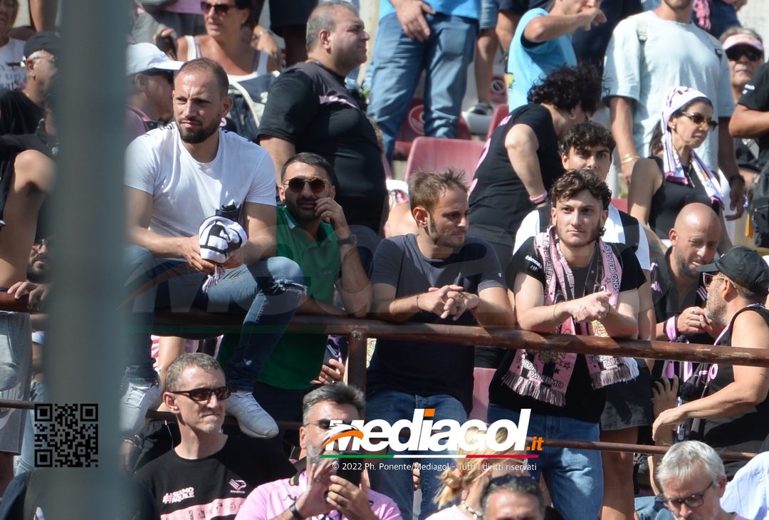 FOTOTIFO, Reggina-Palermo 3-0: i tifosi allo stadio “Oreste Granillo” (Gallery) - immagine 21